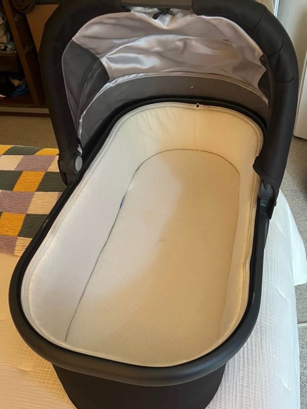 Uppa Baby bassinet black - connect to stroller - Picture 3 of 6